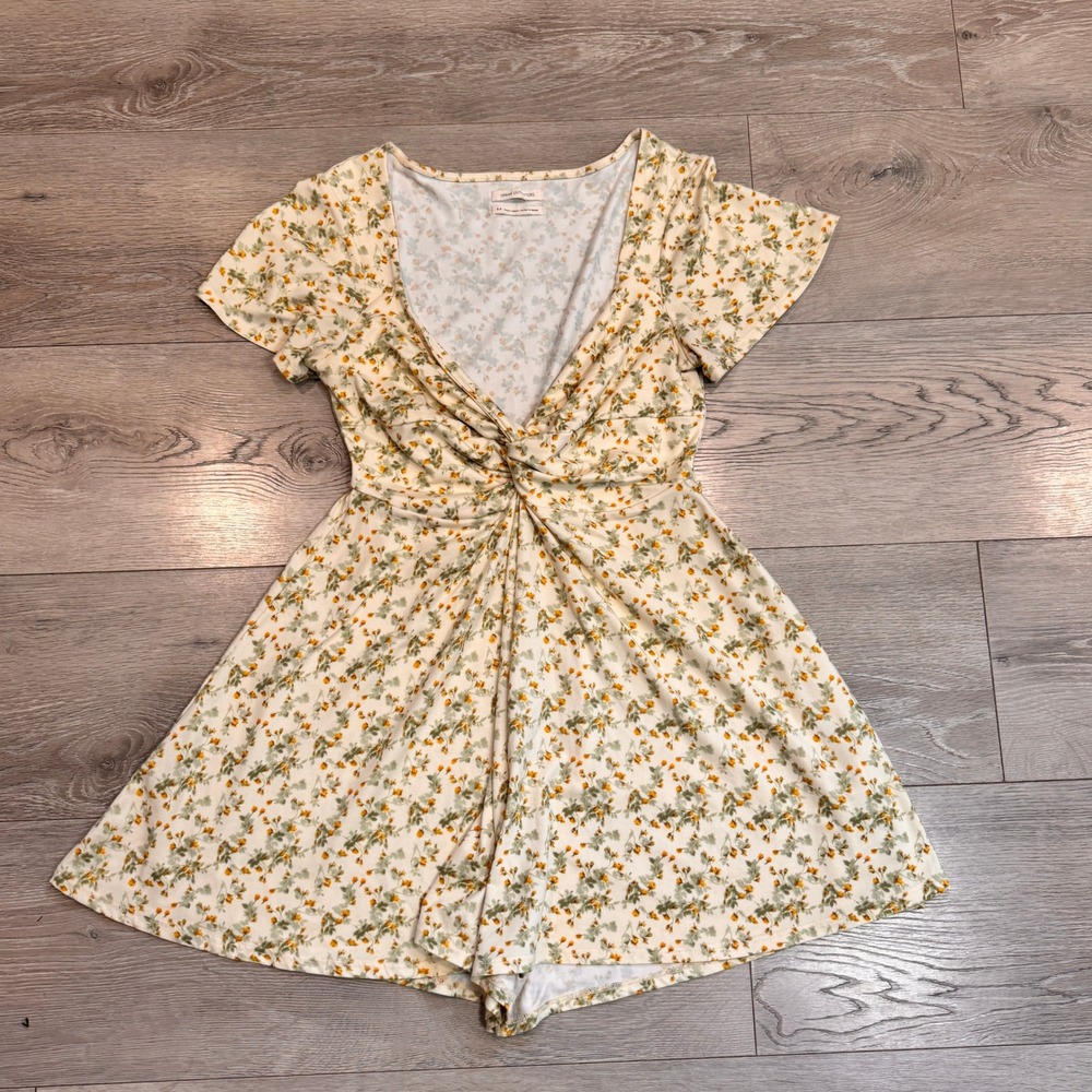 Urban Outfitters Floral Twist Front Romper Cream Yellow Boho Playsuit Small S‎